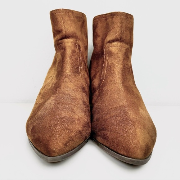 Banana Republic Ankle Boots Brown Faux Suede Size 8.5 - Picture 3 of 9